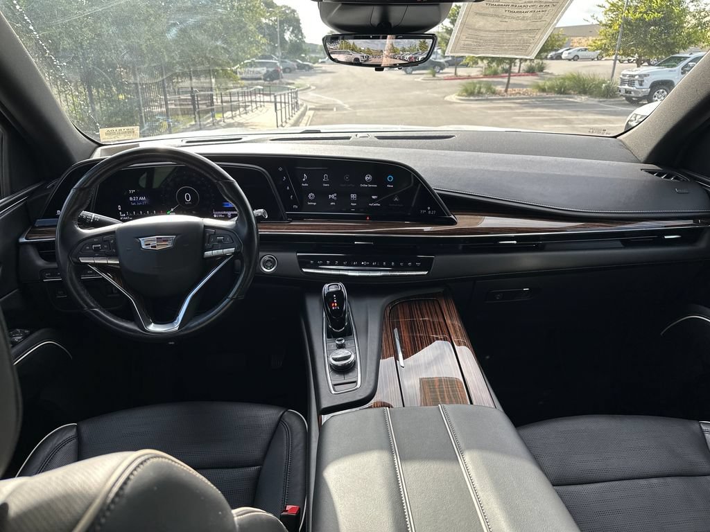 Used 2021 Cadillac Escalade Premium Luxury AWD/4WD image 29