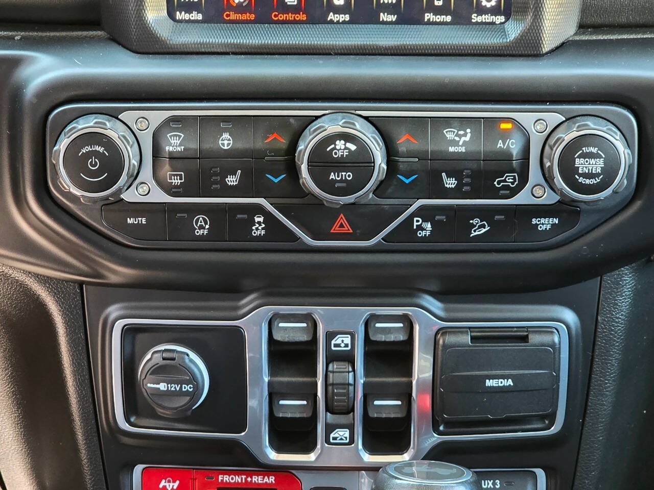 Used 2020 Jeep Wrangler Unlimited Rubicon w/ Quick Order Package 28Y Recon AWD/4WD image 27