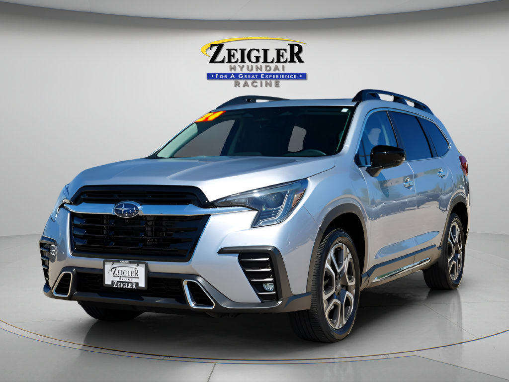 Used 2024 Subaru Ascent Touring AWD/4WD image 3