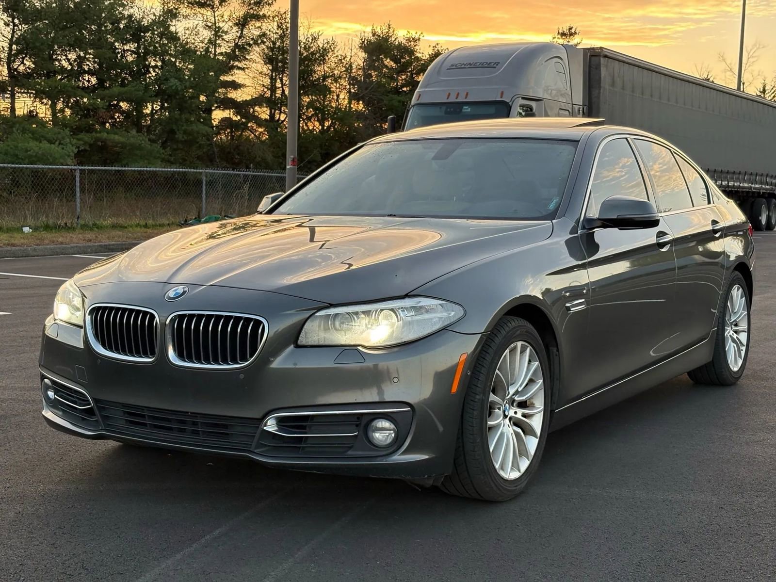 Used 2015 BMW 528i Sedan image 3