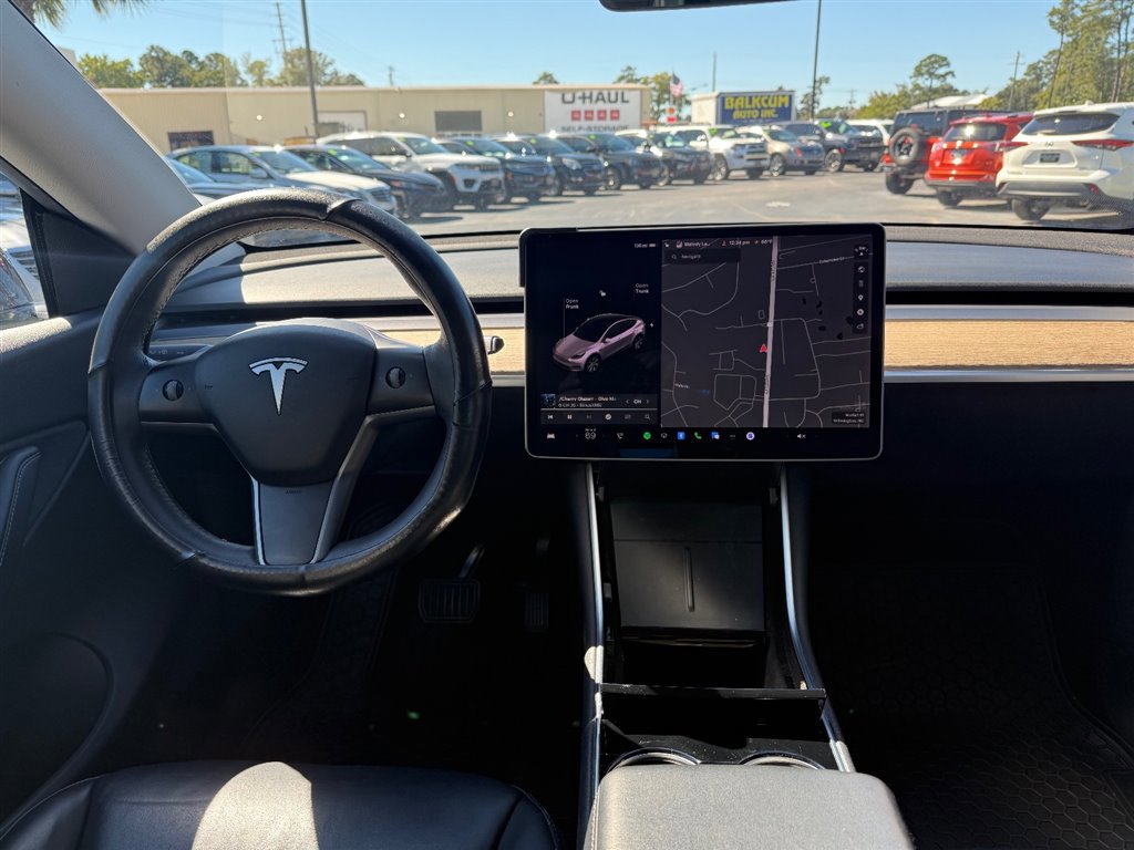 Used 2021 Tesla Model Y 2WD image 9