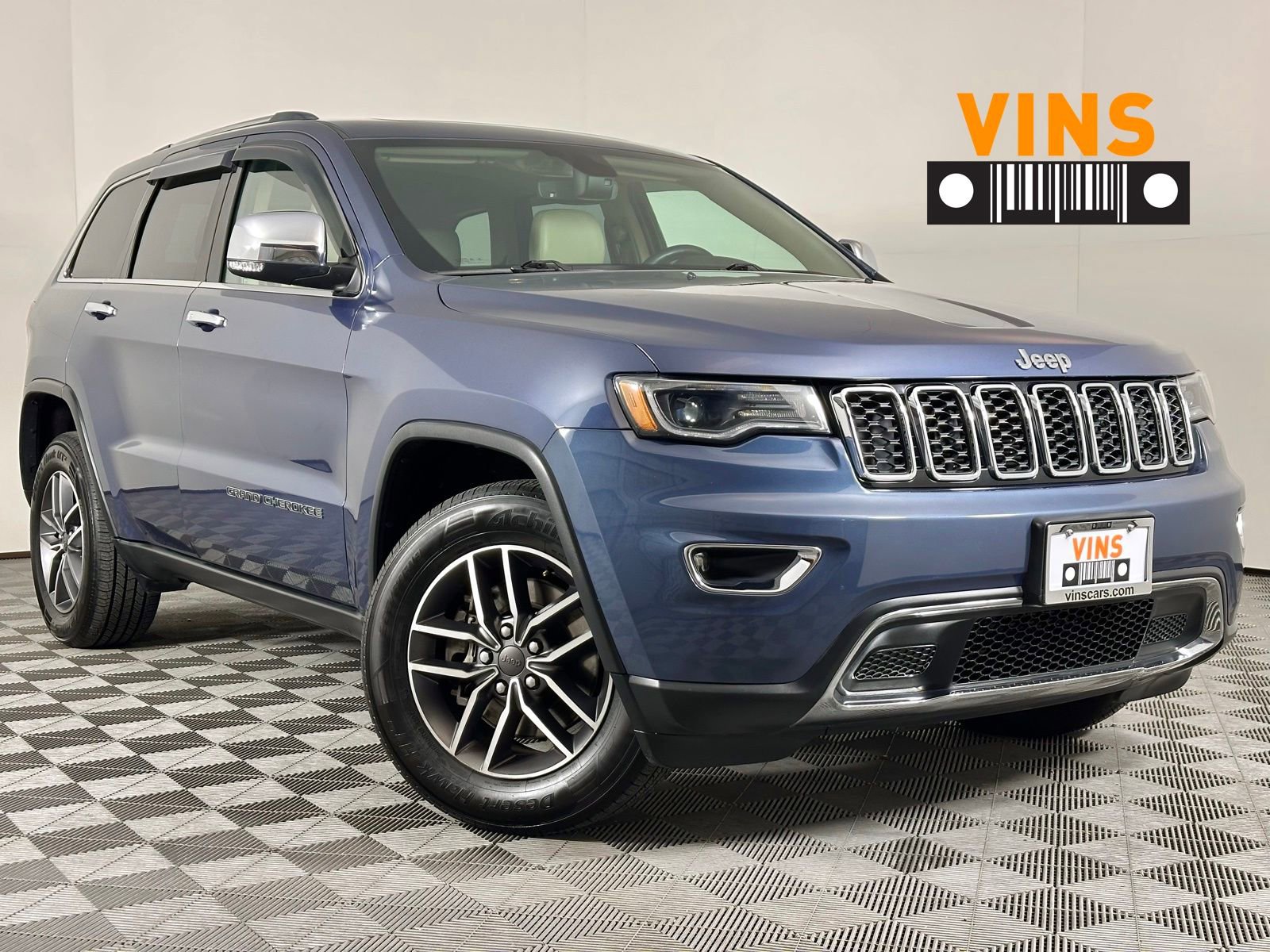 Used 2021 Jeep Grand Cherokee Limited w/ Premium Lighting Group image 1
