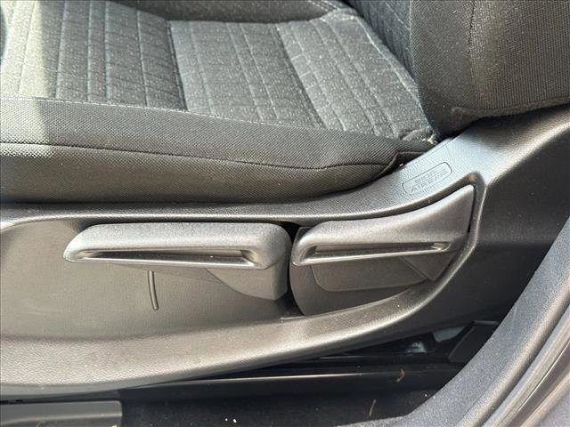 Used 2025 Honda HR-V LX image 16
