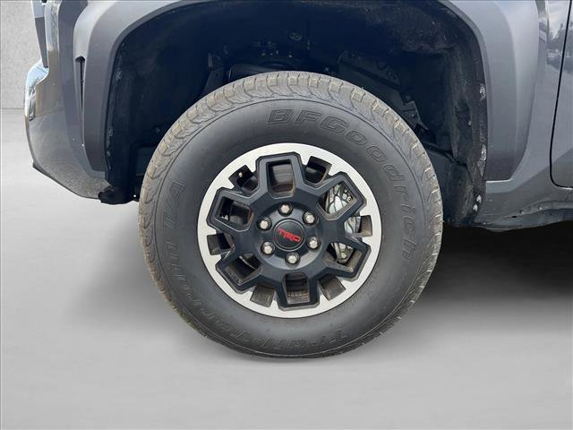 Used 2025 Toyota Tacoma TRD Off-Road AWD/4WD image 26