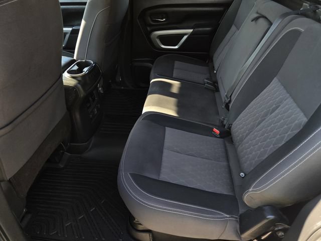 Used 2022 Nissan Titan SV w/ SV Convenience Package AWD/4WD image 11