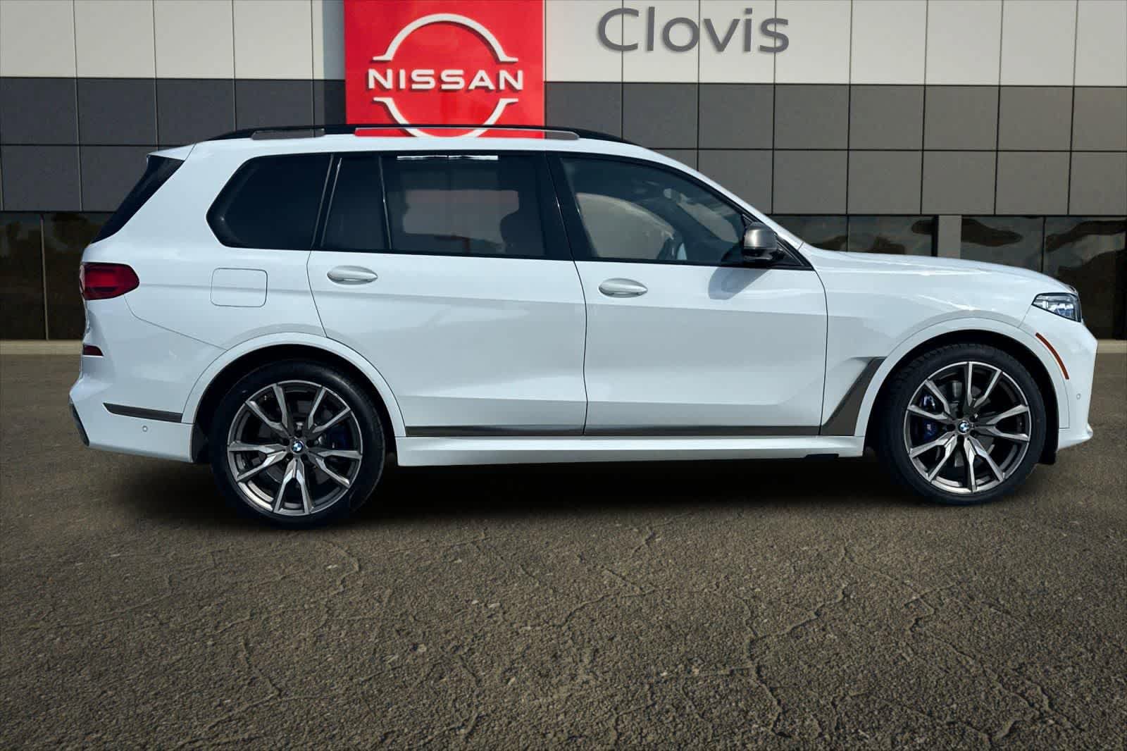 Used 2020 BMW X7 M50i AWD/4WD image 9