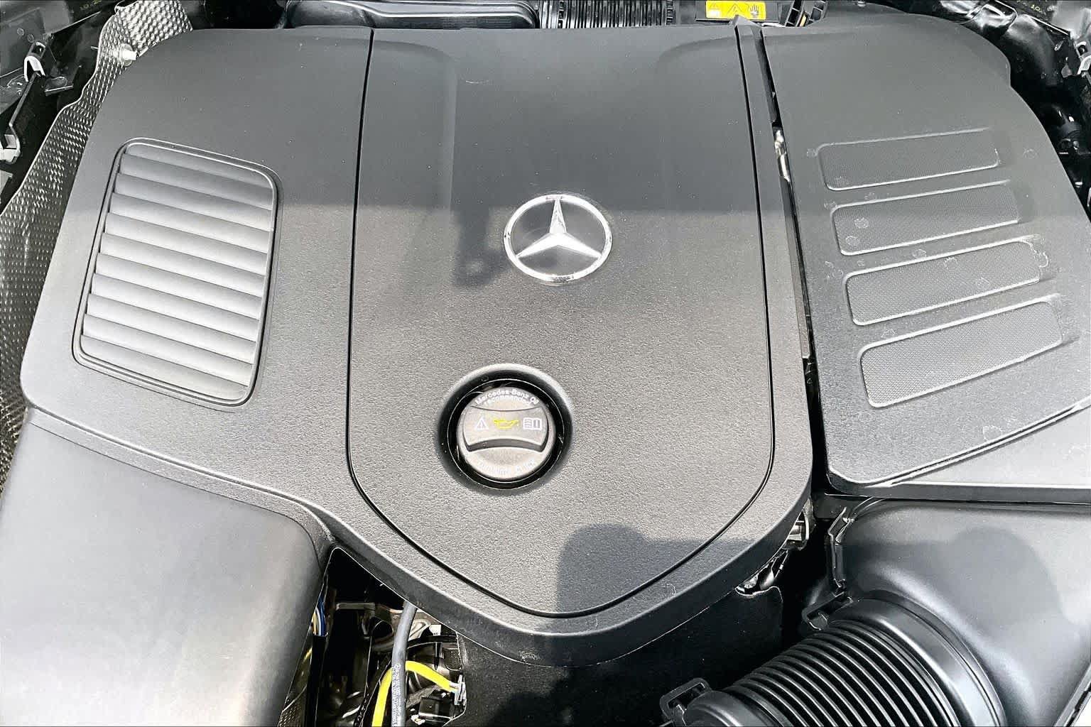 Used 2026 Mercedes-Benz GLC 300 4MATIC image 33