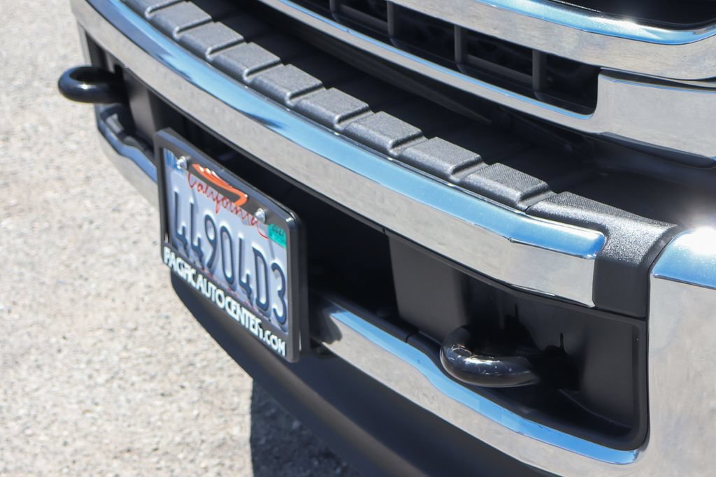 Used 2020 Ford F550 2WD Regular Cab Super Duty image 45