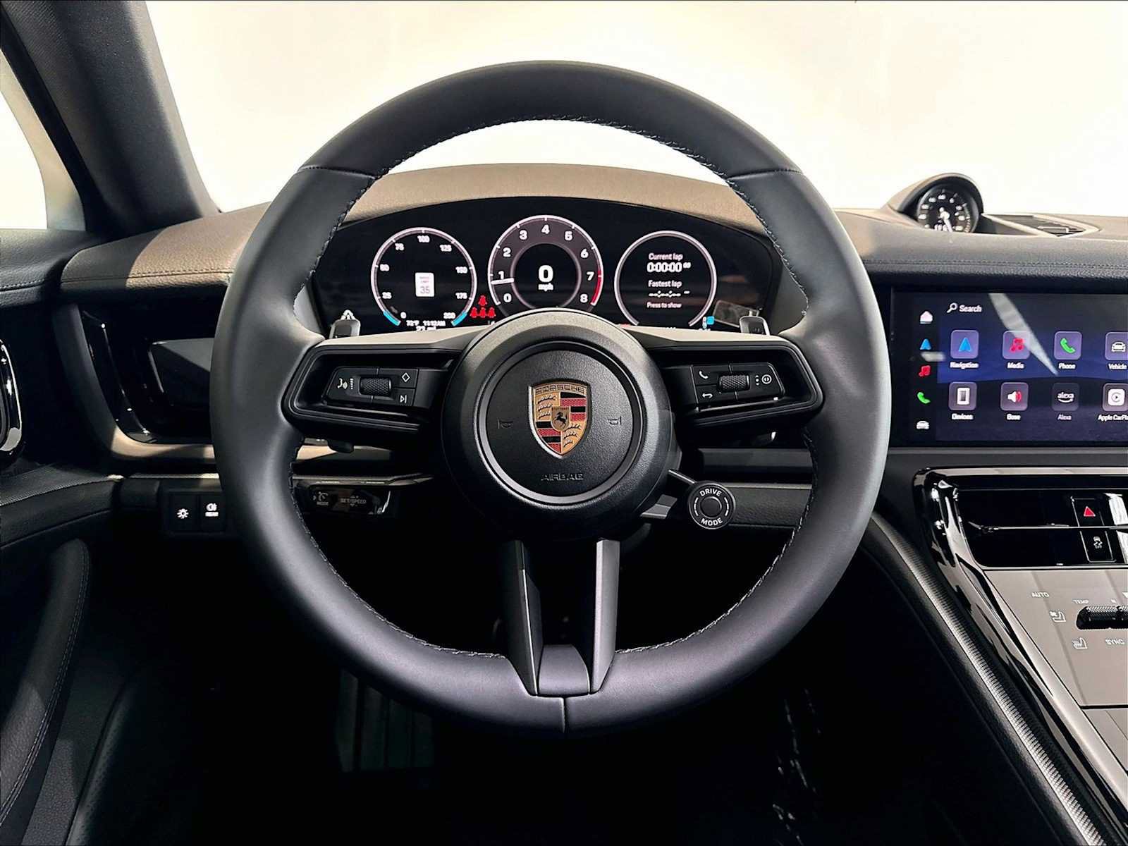 New 2026 Porsche Panamera 4 AWD/4WD image 15