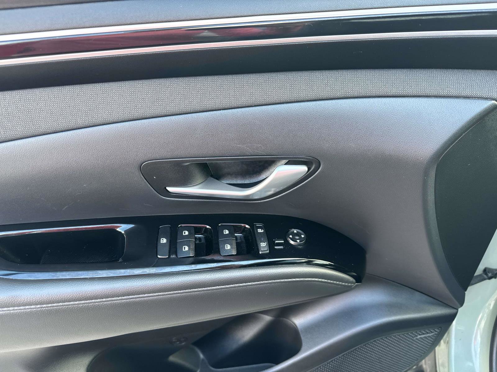 Used 2023 Hyundai Santa Cruz Limited image 18