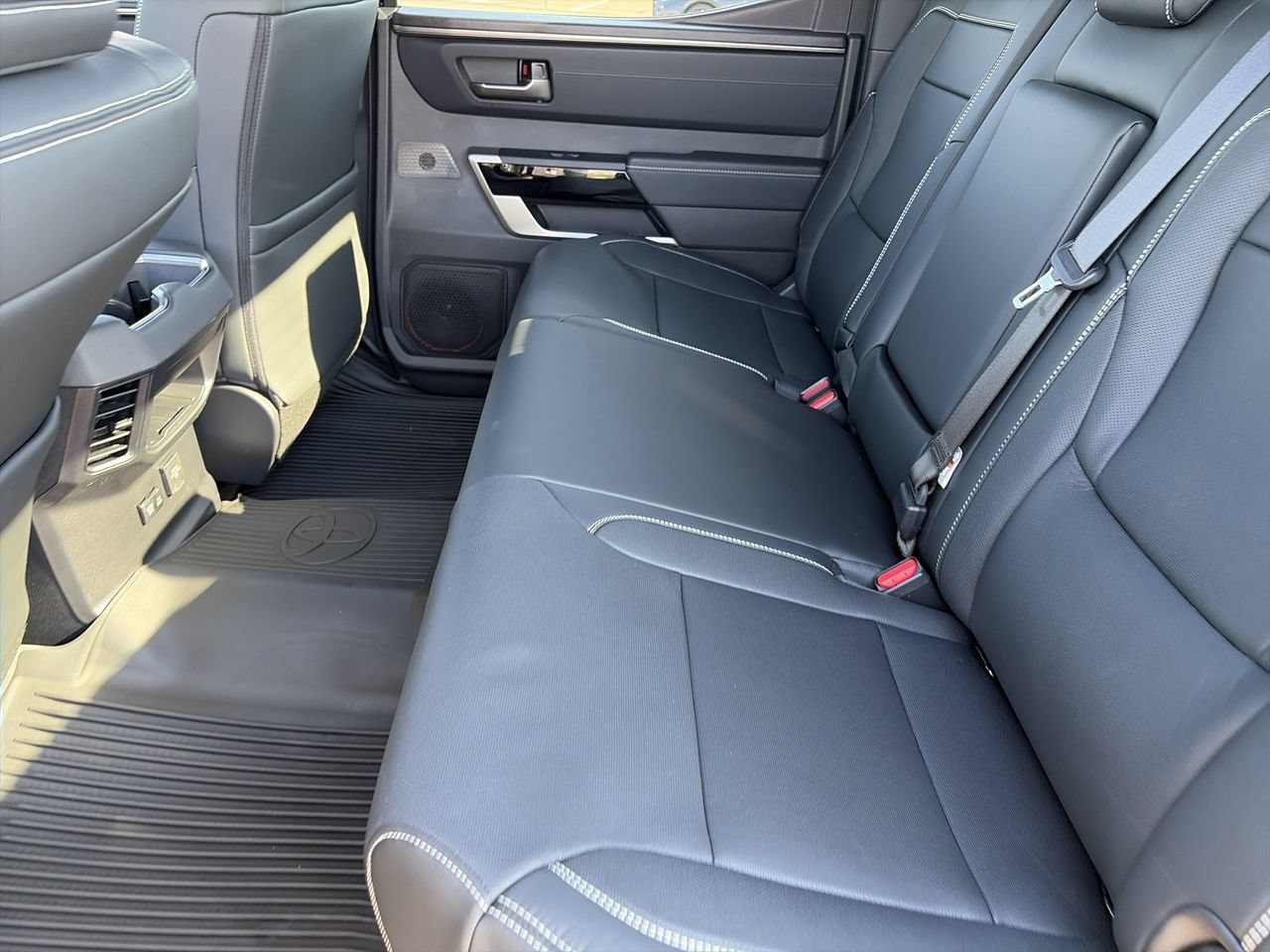 New 2026 Toyota Tundra Limited AWD/4WD image 21