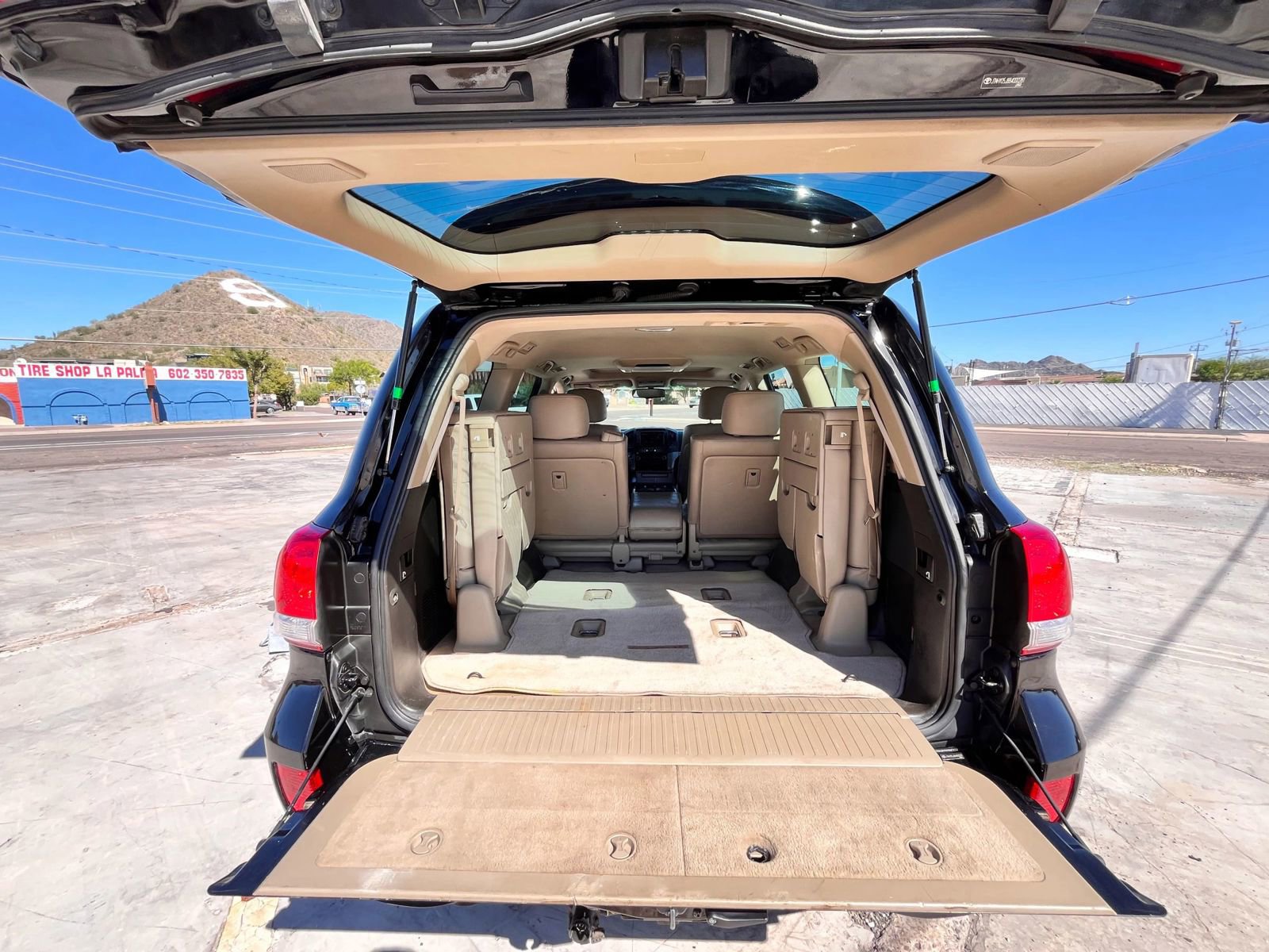 Used 2008 Toyota Land Cruiser image 40