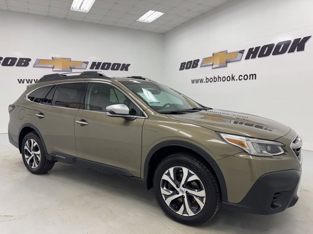 Used 2020 Subaru Outback Touring w/ Popular Package #2 image 3