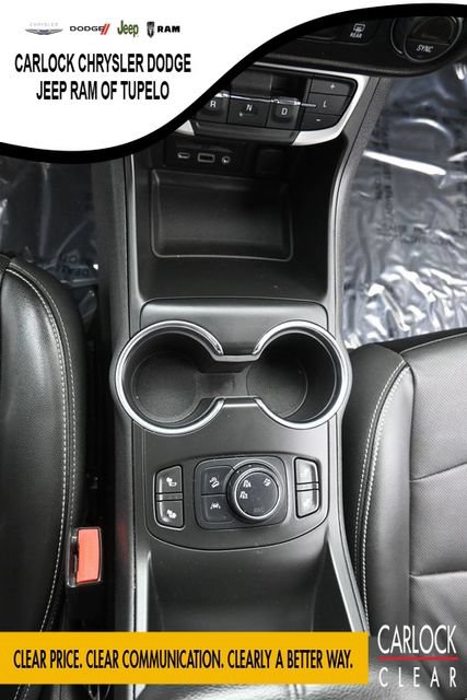 Used 2023 GMC Terrain SLT w/ LPO, Floor Liner Package AWD/4WD image 25