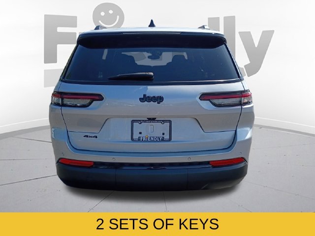 Used 2023 Jeep Grand Cherokee L Laredo AWD/4WD image 6