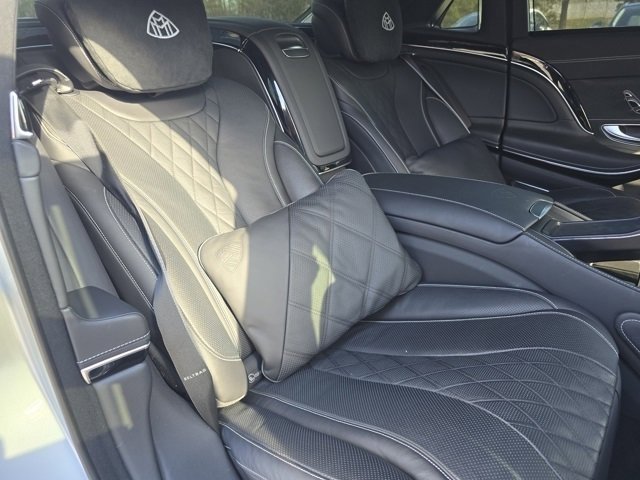 Used 2020 Mercedes-Benz Maybach S 650 image 33