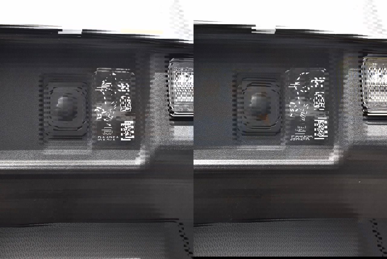 Certified 2023 Ford Mustang Mach-E GT image 38