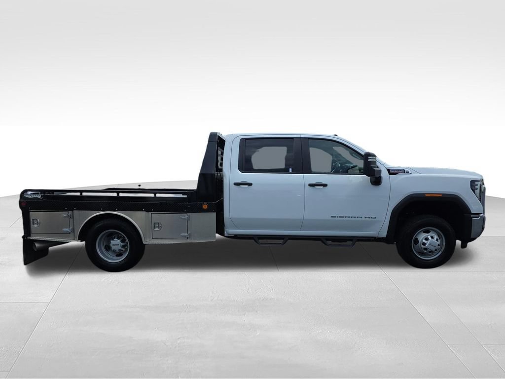 Used 2025 GMC Sierra 3500 Pro w/ Convenience Package AWD/4WD image 6