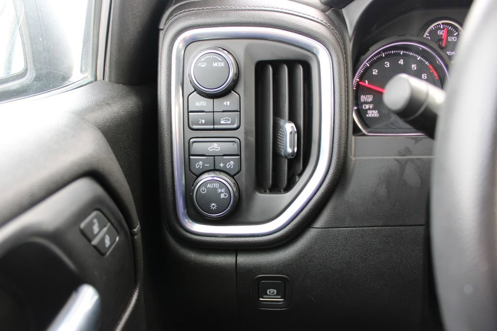 Used 2020 Chevrolet Silverado 1500 LT w/ Trailering Package image 35
