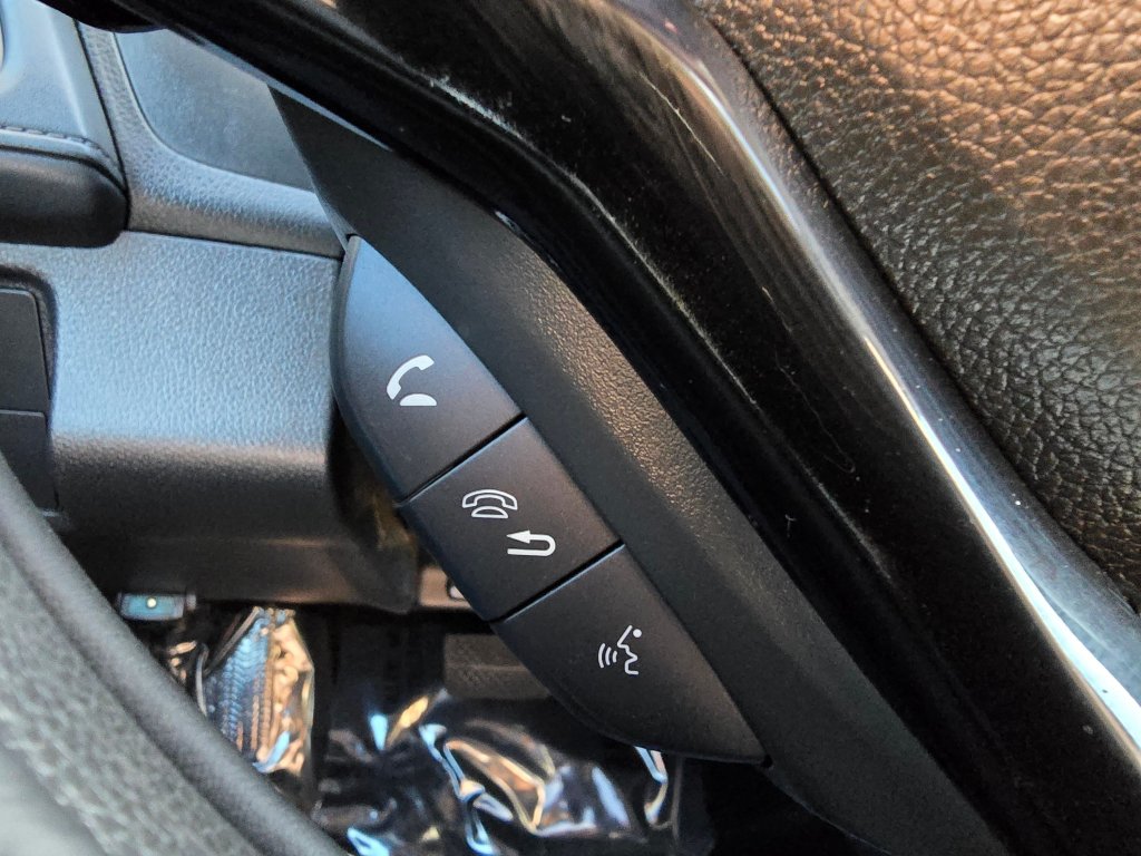 Used 2016 Honda HR-V EX image 6