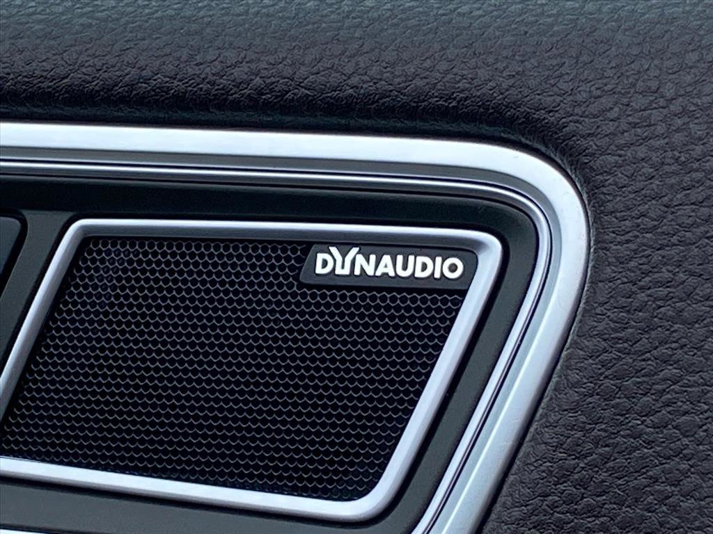 Used 2015 Volkswagen Touareg Executive image 19