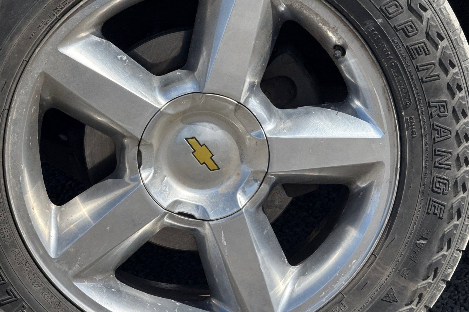 Used 2011 Chevrolet Tahoe LTZ AWD/4WD image 44