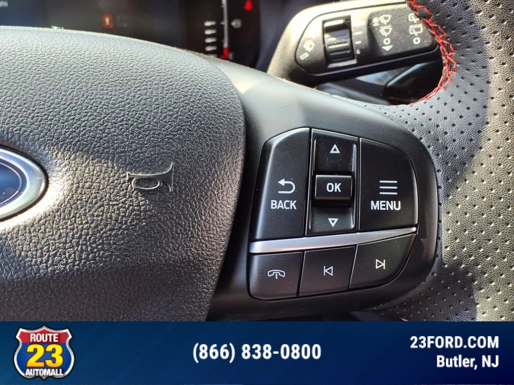 Certified 2024 Ford Escape ST-Line image 17