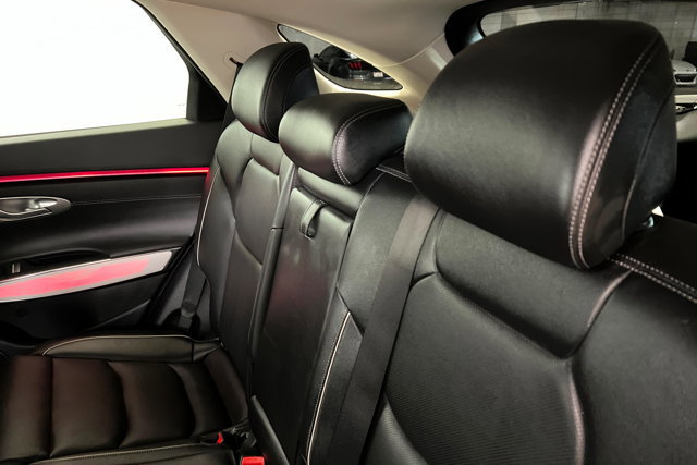 Used 2026 Genesis GV70 2.5T Advanced image 20