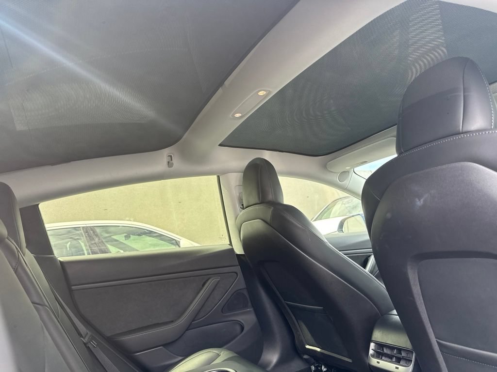 Used 2019 Tesla Model 3 Standard Range Plus RWD image 9