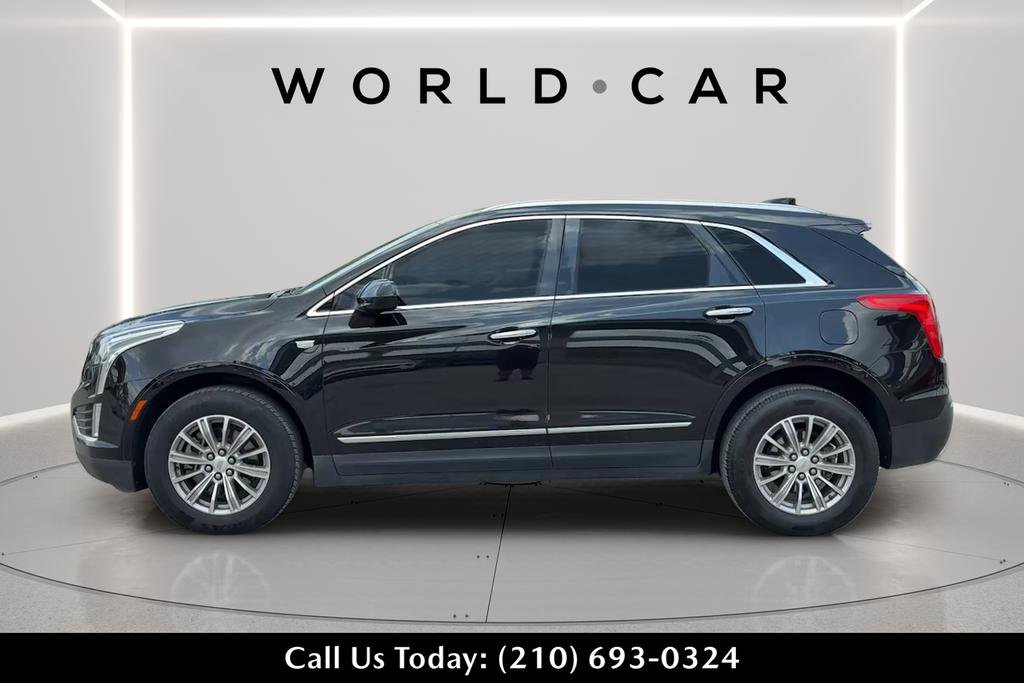 Used 2017 Cadillac XT5 Luxury w/ Driver Awareness Package FWD image 4