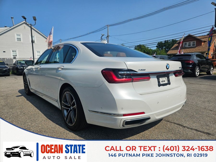Used 2020 BMW 750i xDrive w/ Executive Package AWD/4WD image 3