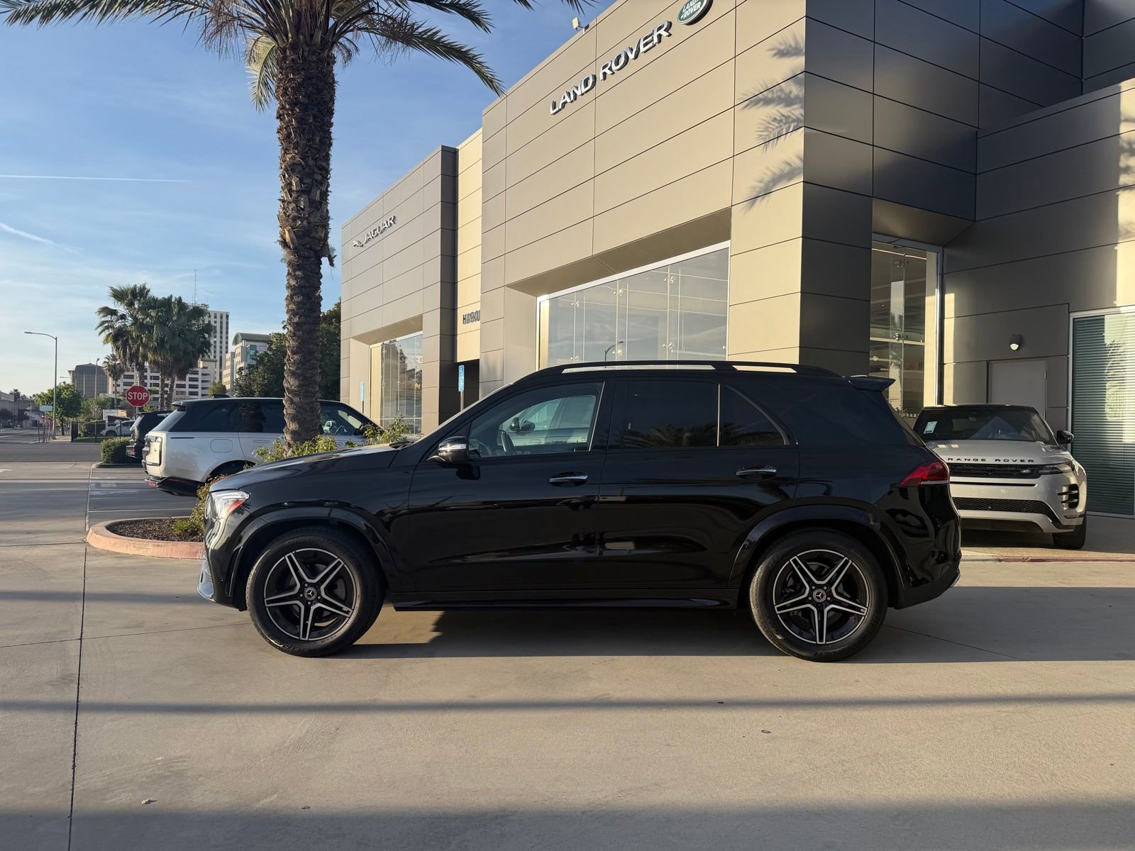 Used 2022 Mercedes-Benz GLE 350 4MATIC image 3