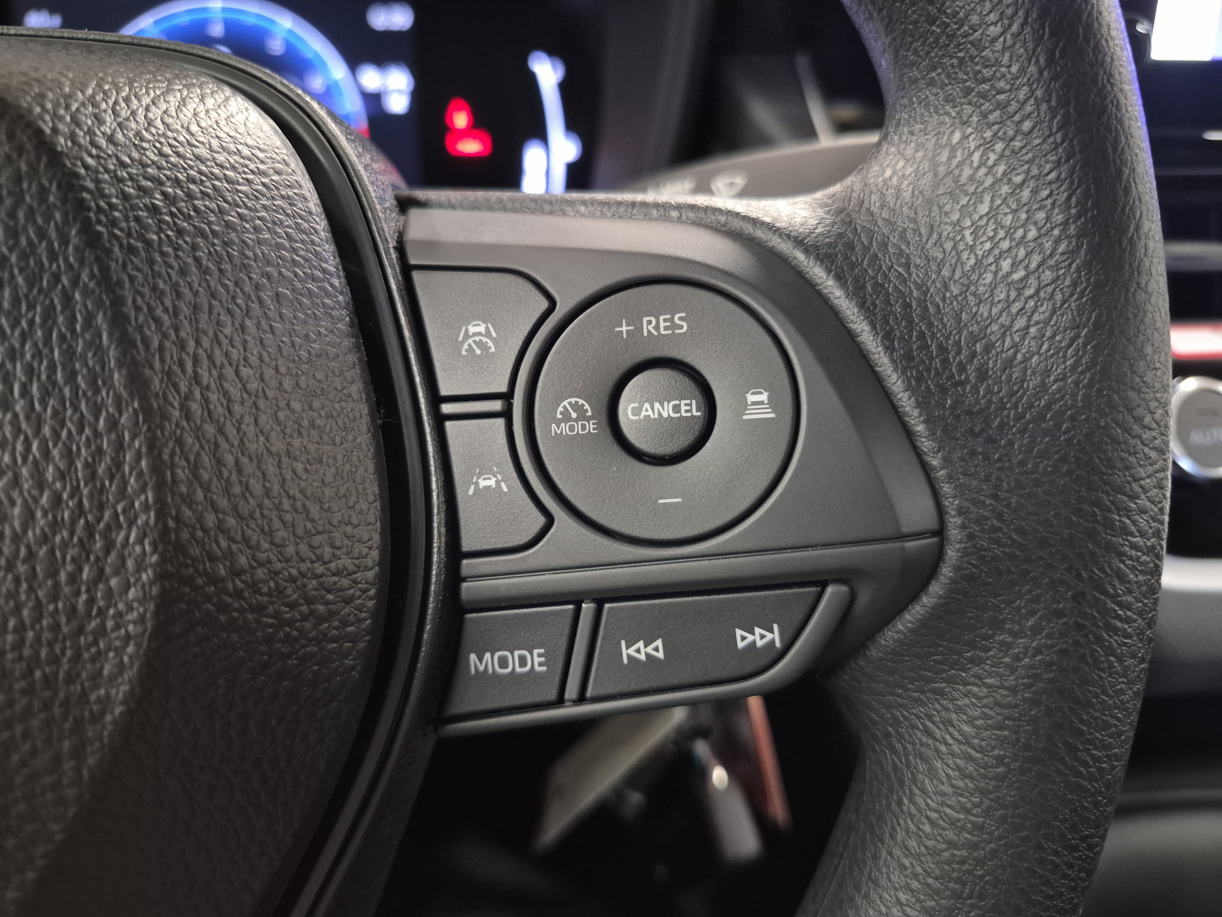 Used 2026 Toyota Corolla LE FWD image 23