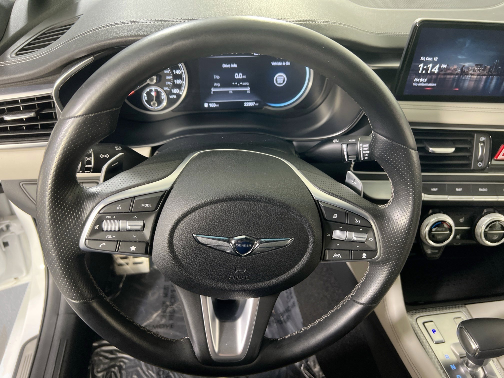 Used 2023 Genesis G70 3.3T w/ Sport Prestige Package image 11