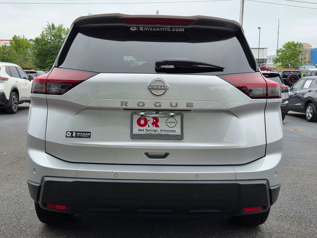 Used 2025 Nissan Rogue SV FWD image 5