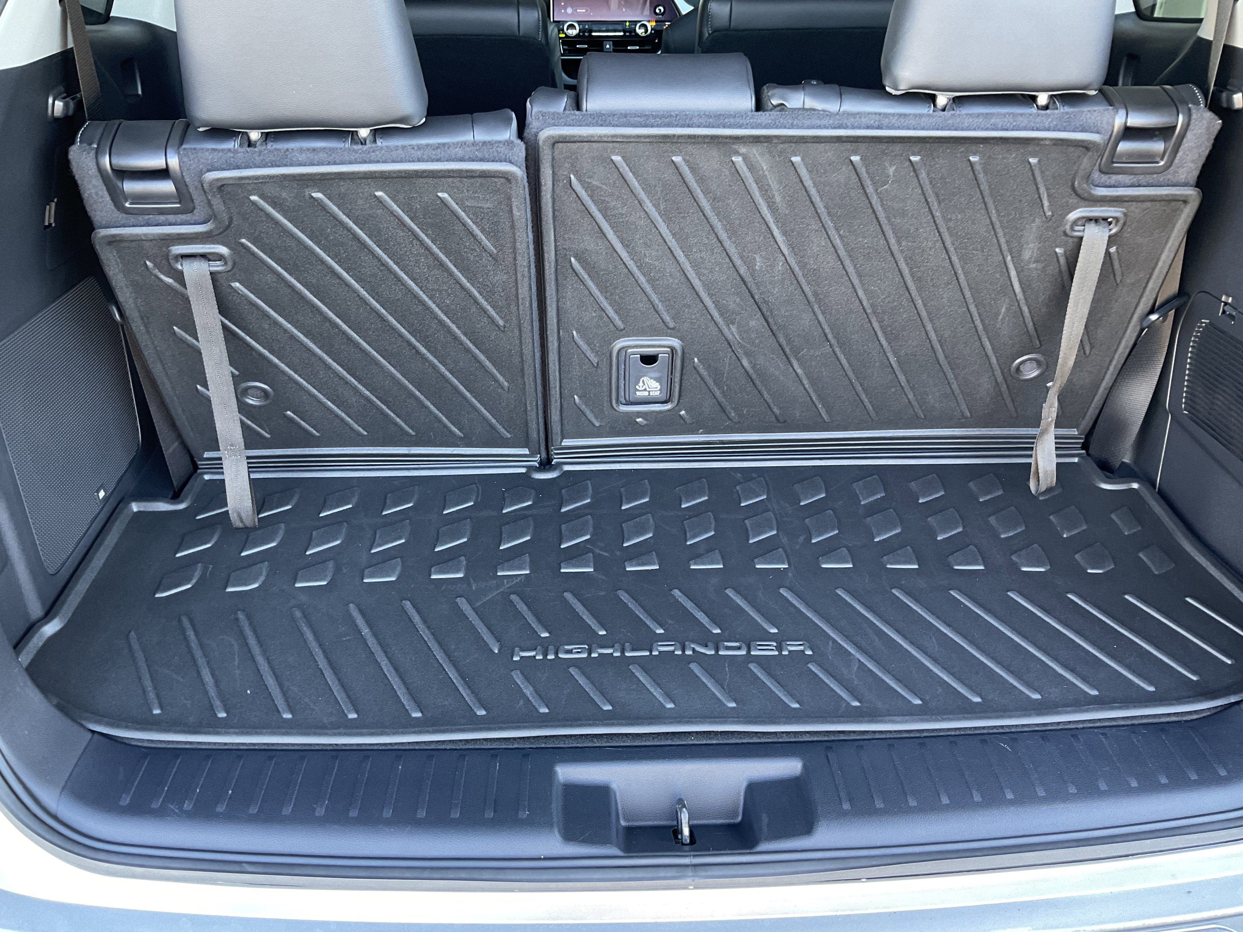 Used 2024 Toyota Highlander Platinum image 56