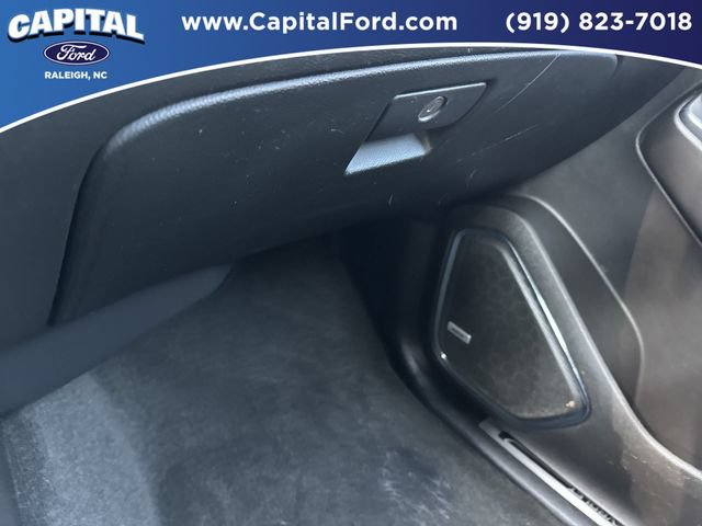 Used 2017 Chevrolet Tahoe Premier AWD/4WD image 28