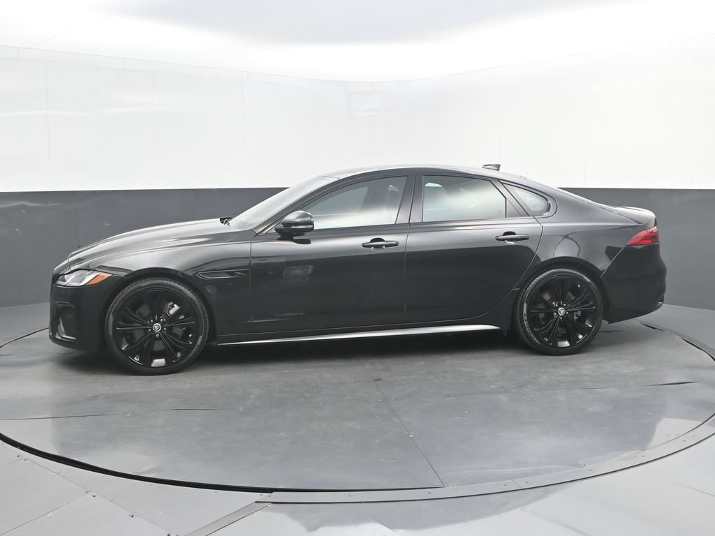 Certified 2024 Jaguar XF R-Dynamic SE AWD/4WD image 2