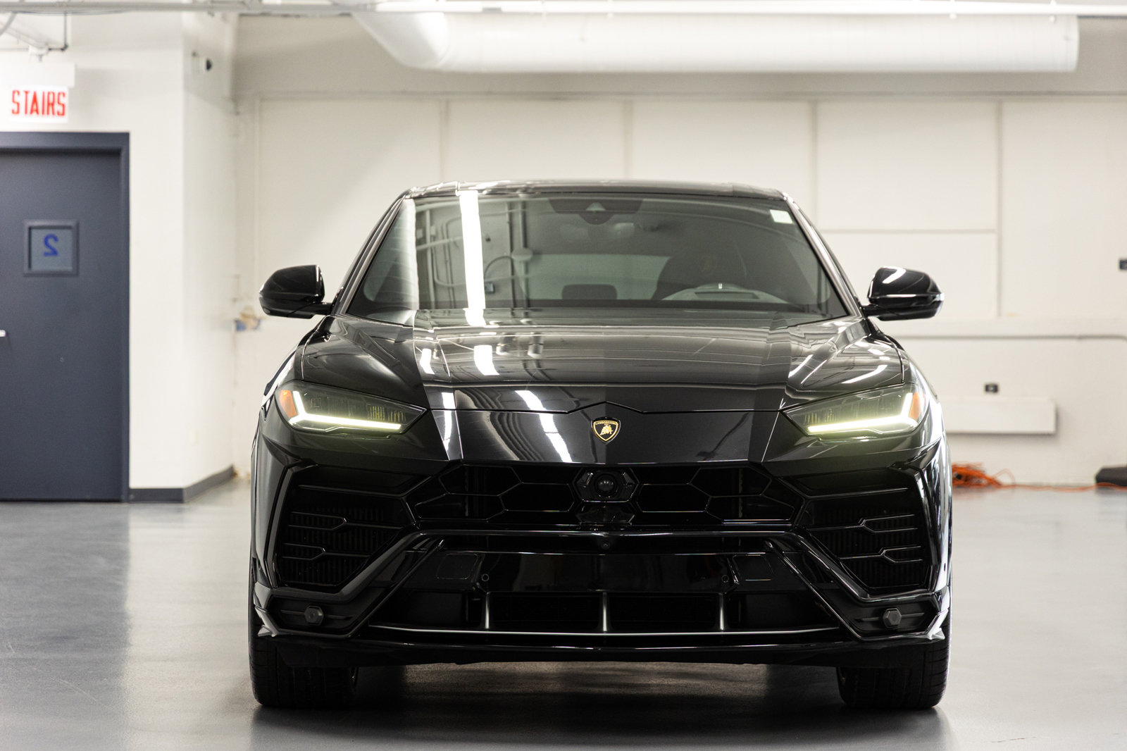Used 2021 Lamborghini Urus AWD/4WD image 7