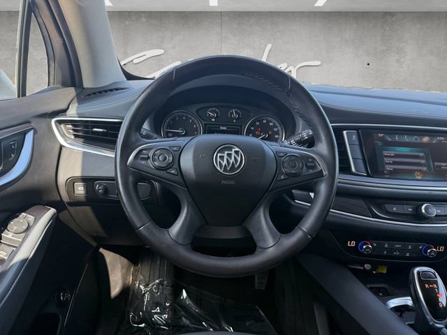 Used 2018 Buick Enclave Essence FWD image 21