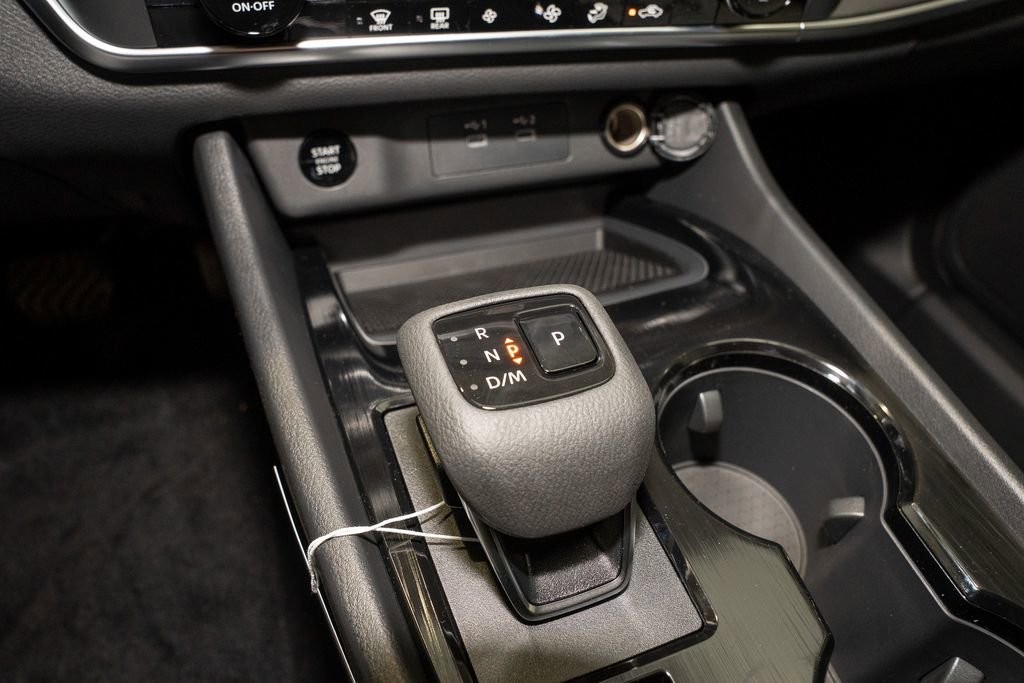 New 2026 Nissan Rogue SV image 17