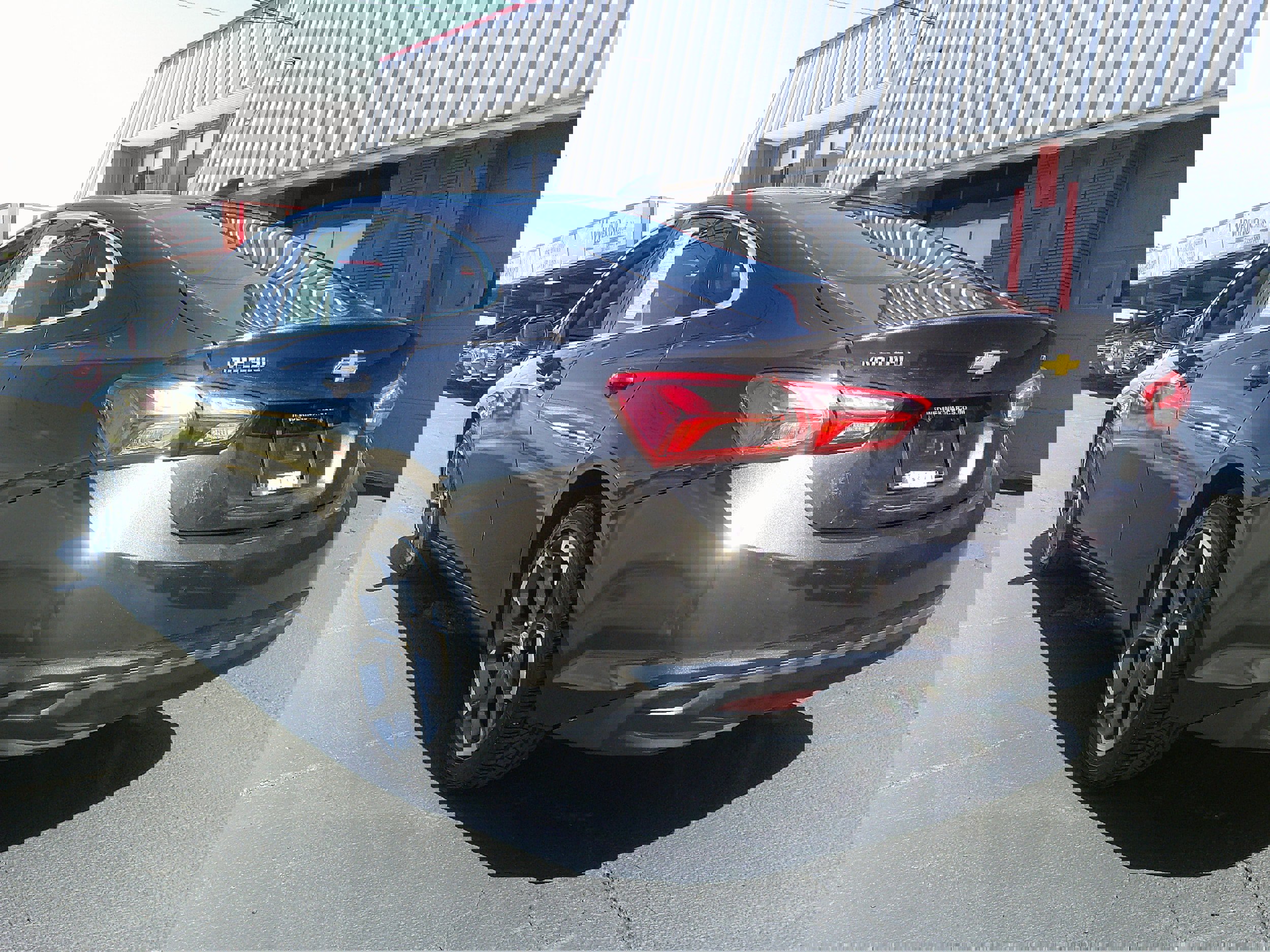 Used 2022 Chevrolet Malibu LT image 3