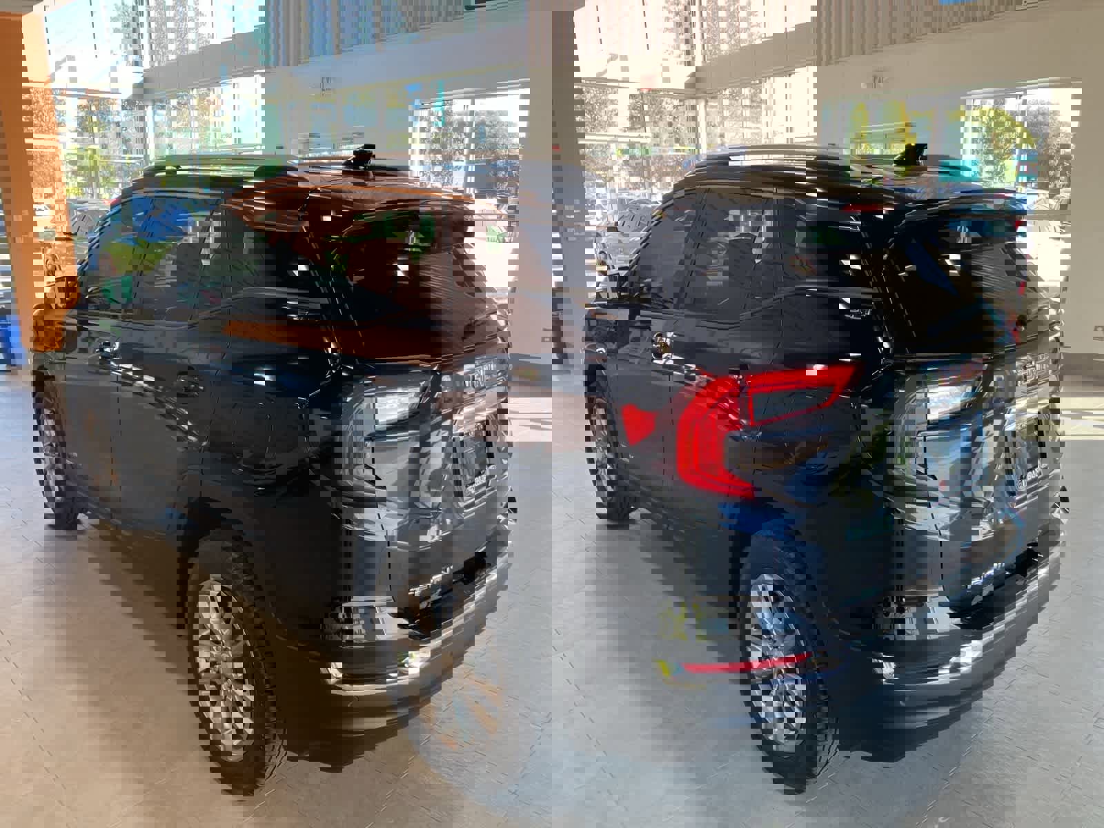 Used 2022 GMC Terrain SLT image 7