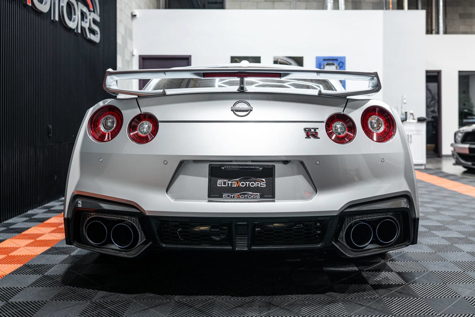 Used 2024 Nissan GT-R Premium w/ Floor Mat Package AWD/4WD image 24