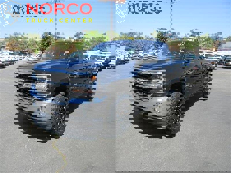 Used 2017 Chevrolet Silverado 1500 LT w/ All Star Edition image 2