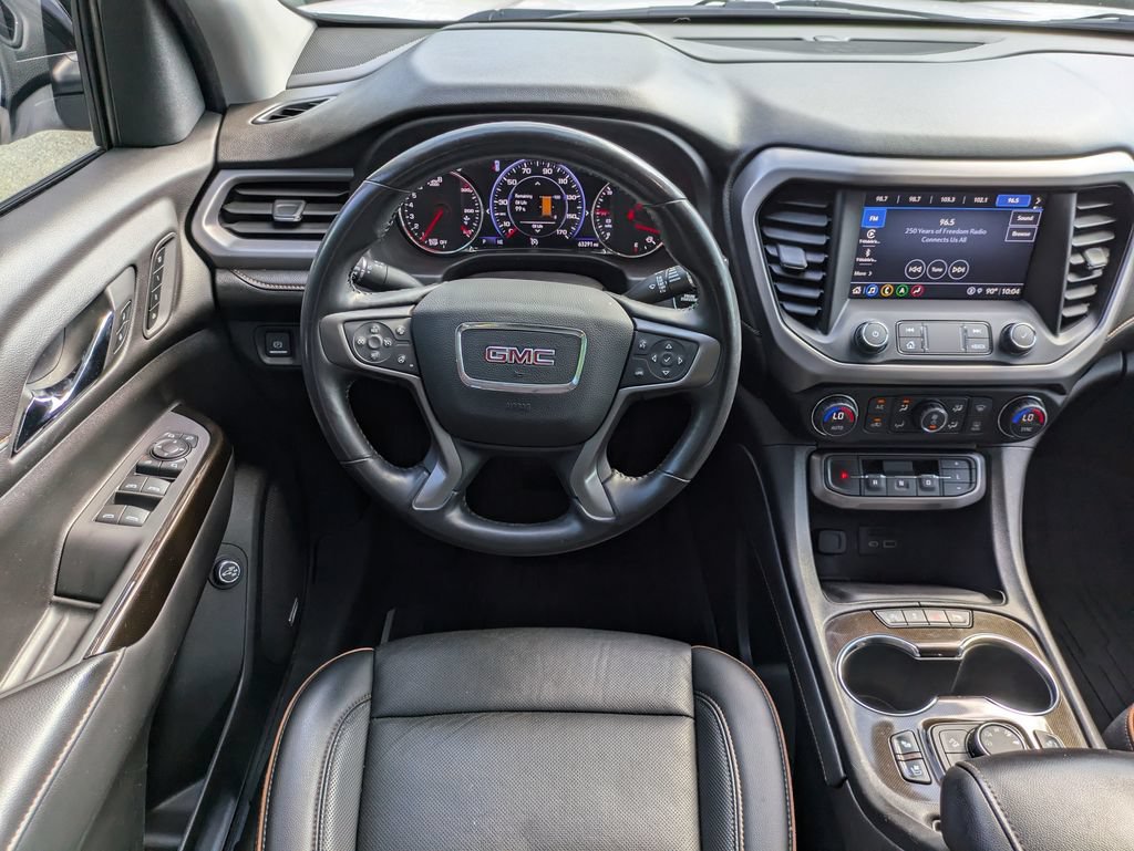 Used 2022 GMC Acadia AT4 w/ Technology Package AWD/4WD image 16