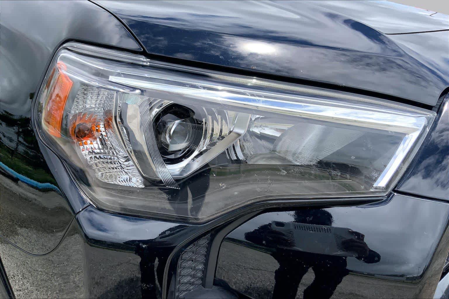 Used 2023 Toyota 4Runner SR5 AWD/4WD image 27