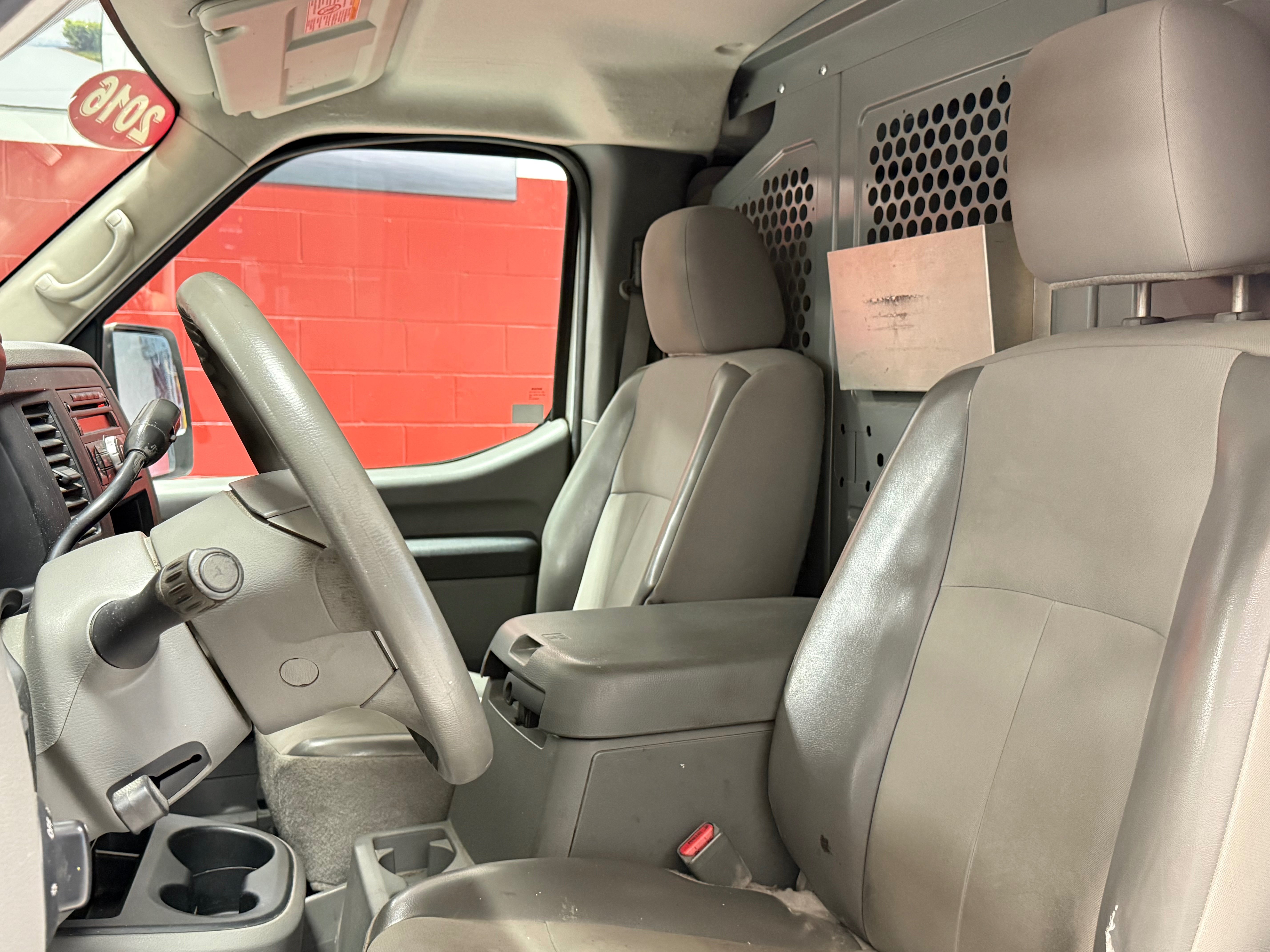 Used 2016 Nissan NV 2500 SV RWD image 18