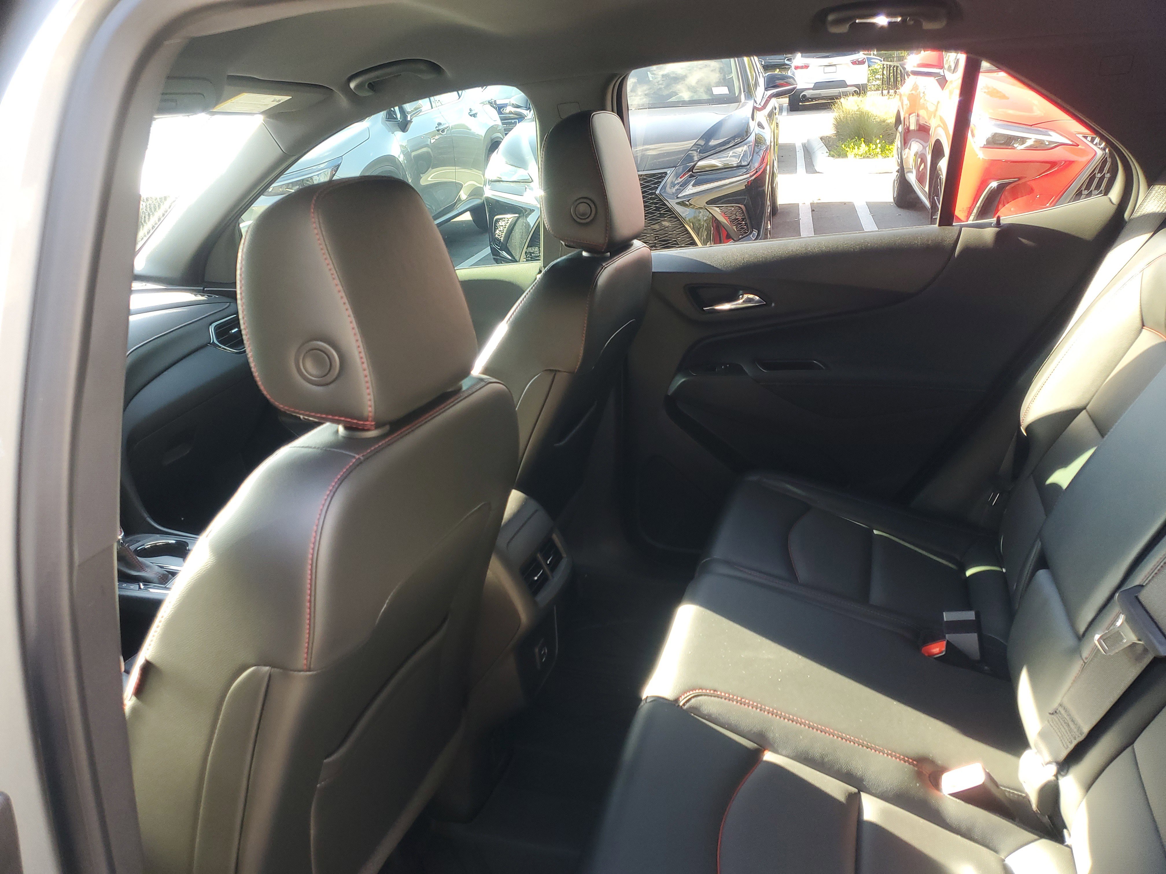 Used 2024 Chevrolet Equinox RS w/ RS Leather Package image 12