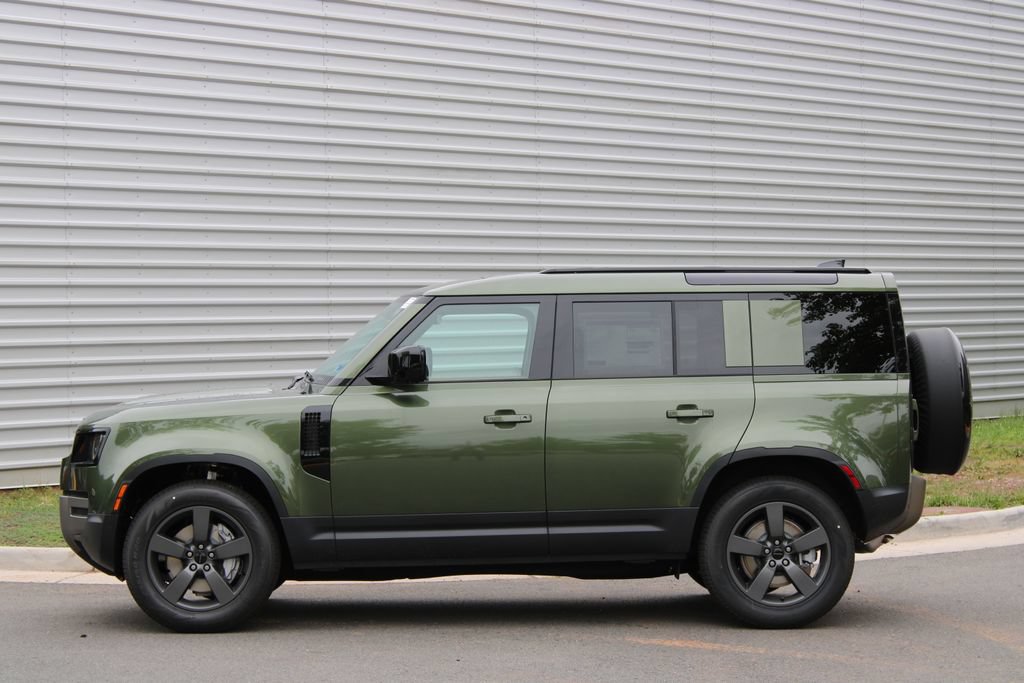 New 2026 Land Rover Defender 110 S AWD/4WD image 2